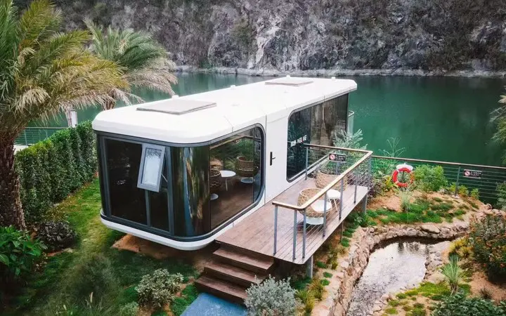 Modern High-Tech Space Capsule Living Pod 