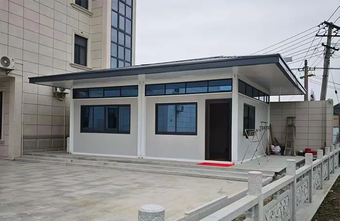 Expandable Container House