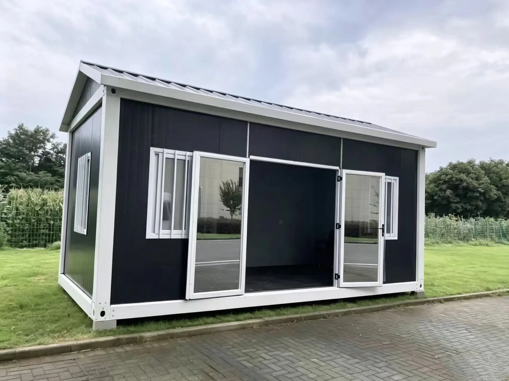 35 Modular Container Houses Shipped to France: A Practical Export Project